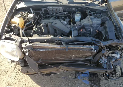 2005 Ford Escape Limited from USA, damaged, VIN 1FMCU04195KC43088